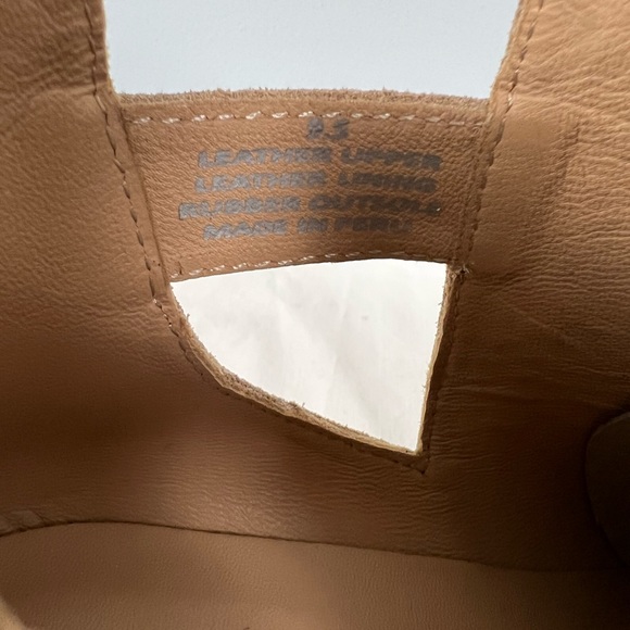 FINAL SALE Able Gamboa Cut-Out Bootie Ash Grey Suede | Size 9.5 - Picture 9 of 10